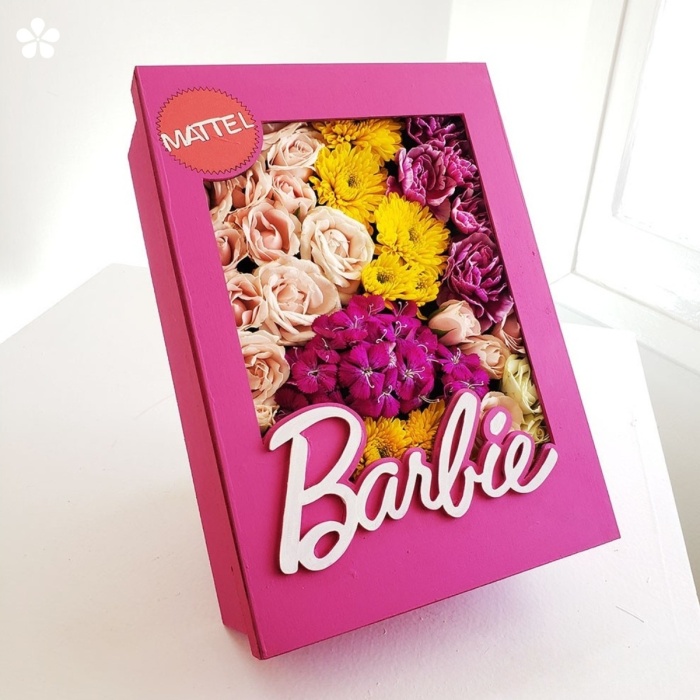 Caja de Barbie Multifloral