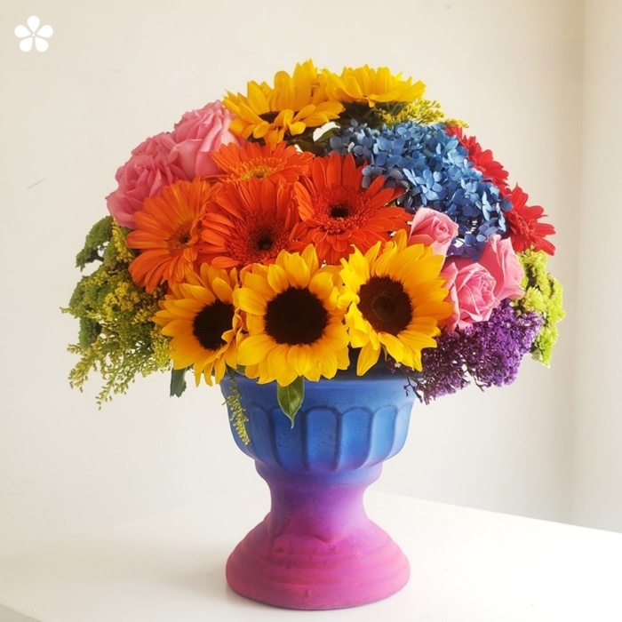 Diseño floral de ensueño con todas las emociones de intensamente