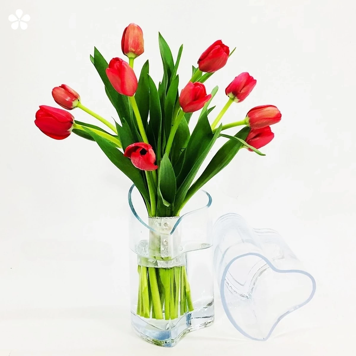 1797.jpg Corazón de cristal con tulipanes rojos - Imagen 1